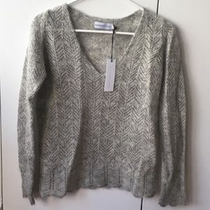 Sincerely Jules cute sweater!!